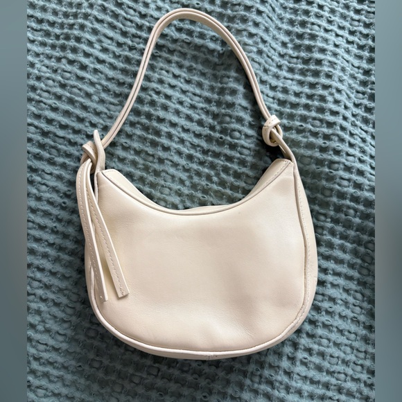 Reformation Cream Hobo Bag - Picture 4 of 7